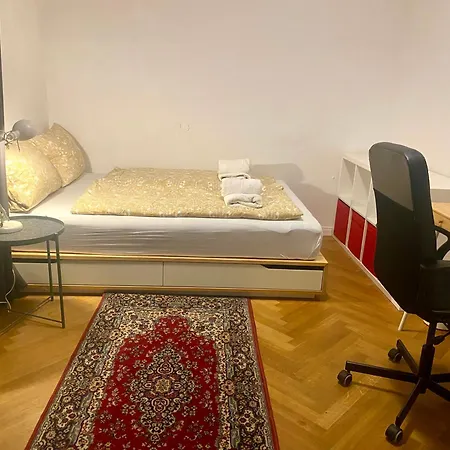 Accommodatie bij particulieren In Der Maxvorstadt Mit Gemeinschaftsbad München