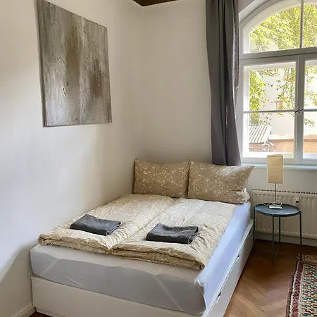 Zimmer In Der Maxvorstadt Mit Gemeinschaftsbad Homestay *