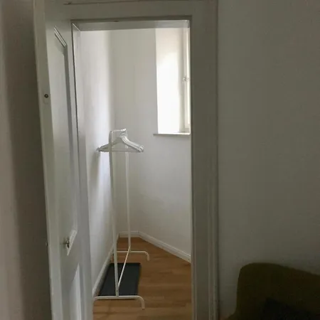منزل للإقامة In Der Maxvorstadt Mit Gemeinschaftsbad ميونيخ